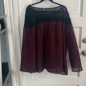 Plum and black torrid size 3 blouse